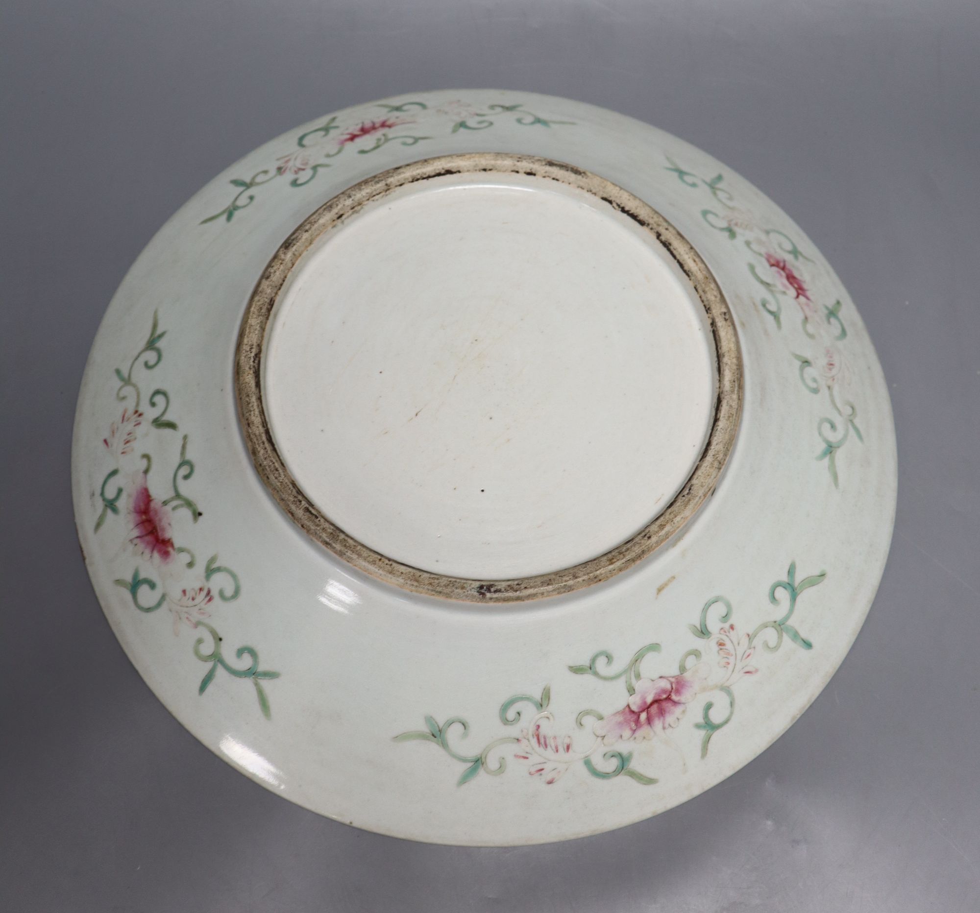 A 19th century Chinese bats & shou medallions dish, diameter 37cm, chip to rim